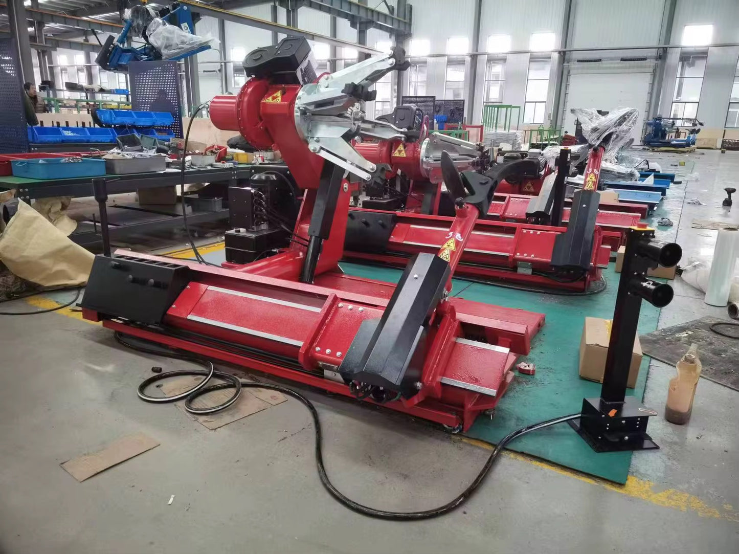TH-T598: Fully Automatic Tire Changer for Big Trucks and Loaders